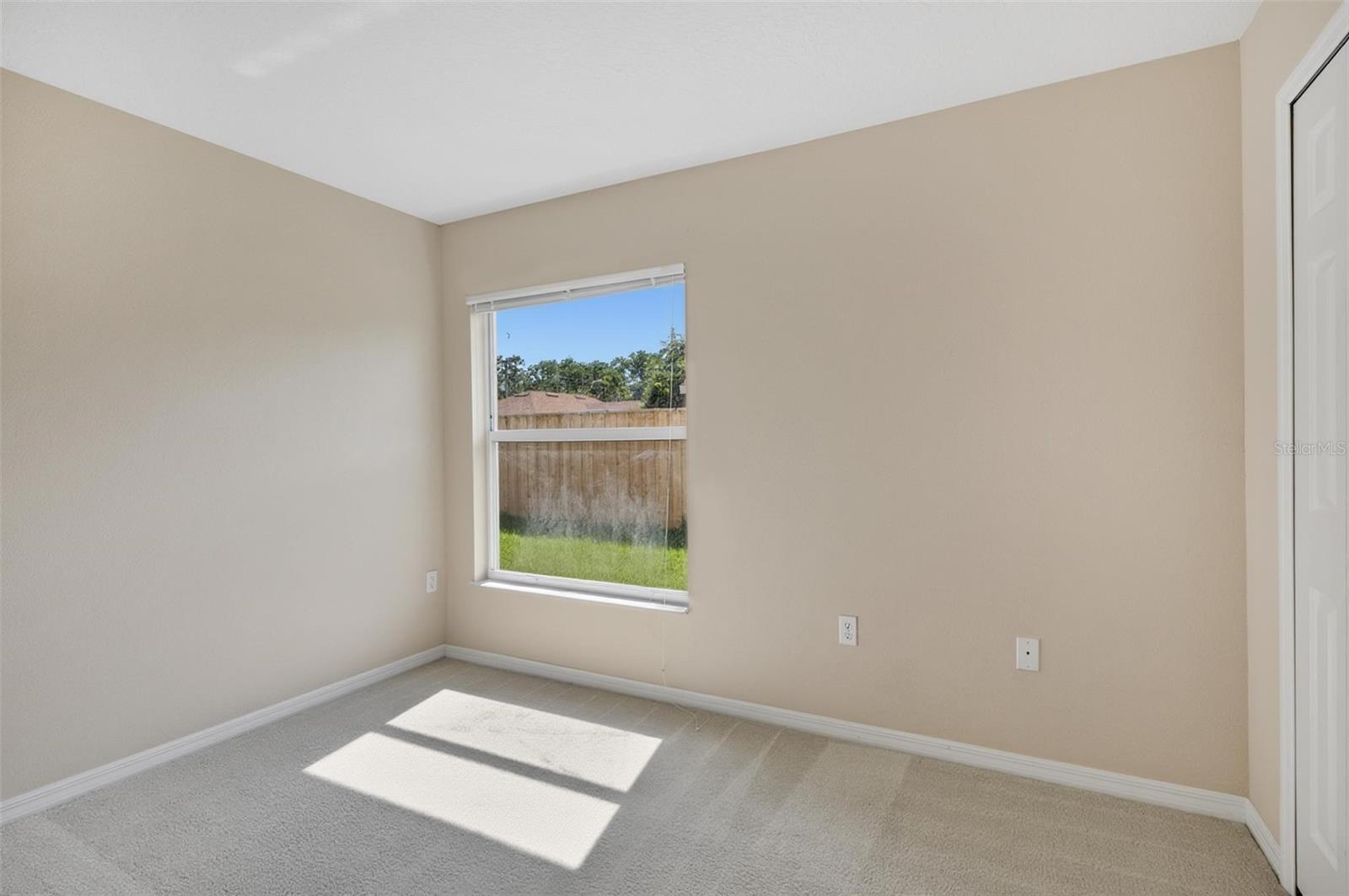 1 Ethan Pl Property Photo 43