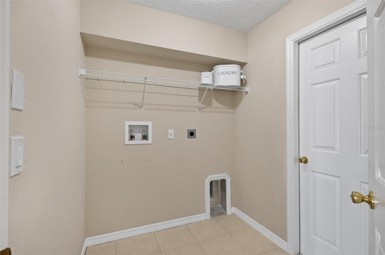 1 Ethan Pl Property Photo 45