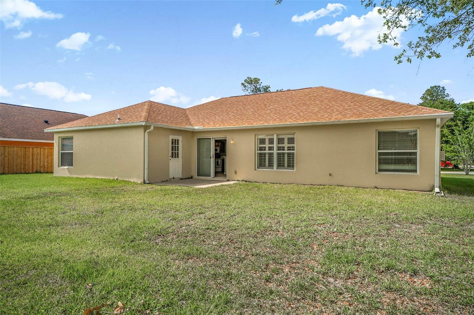 1 Ethan Pl Property Photo 47
