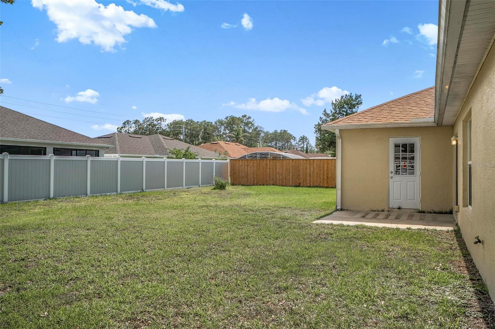 1 Ethan Pl Property Photo 49