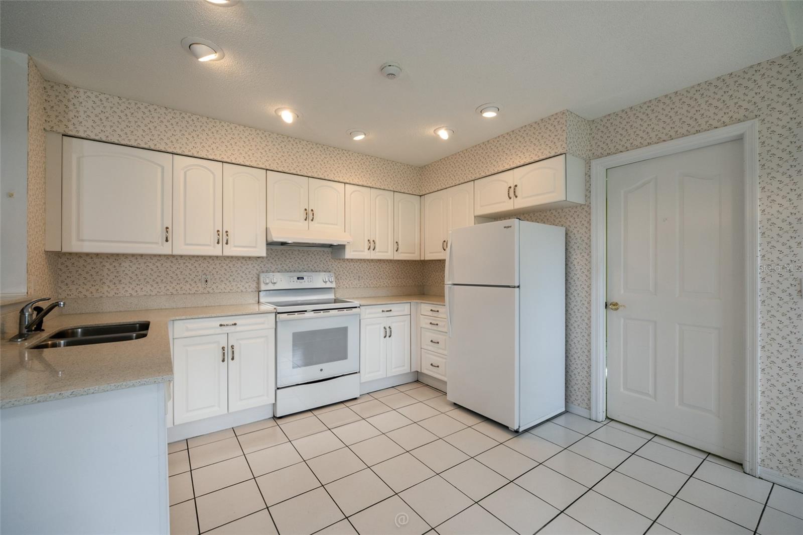 29 Wood Haven Dr Property Photo 9