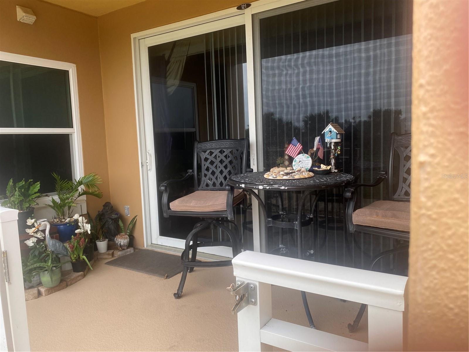 60 Surfview Dr #121 Property Photo 10
