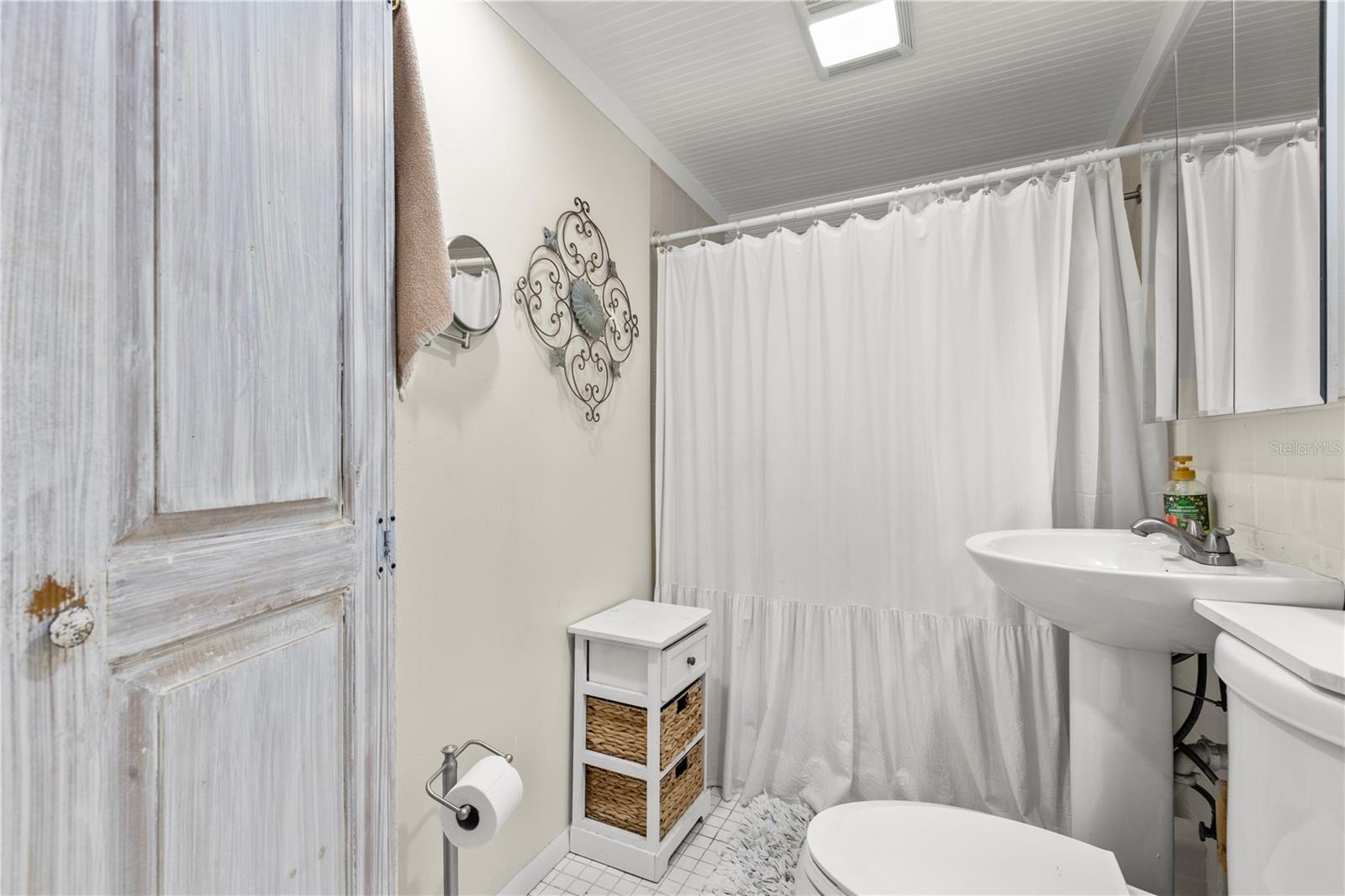 155 Roddy Rd Property Photo 20