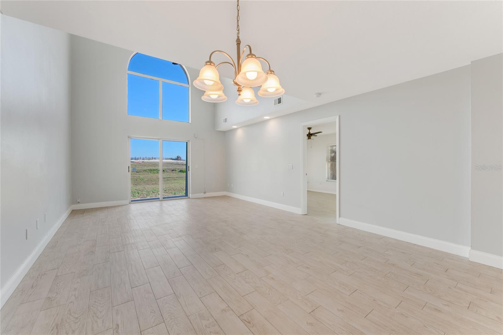 3070 Ocean Shore Blvd Property Photo 5
