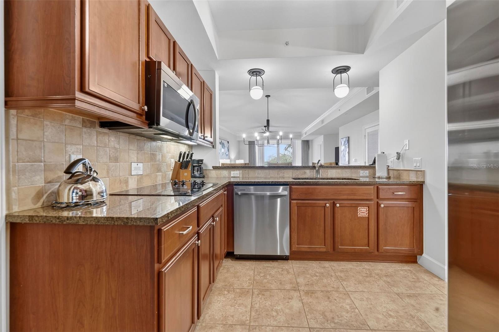 102 Yacht Harbor Dr #365 Property Photo 11