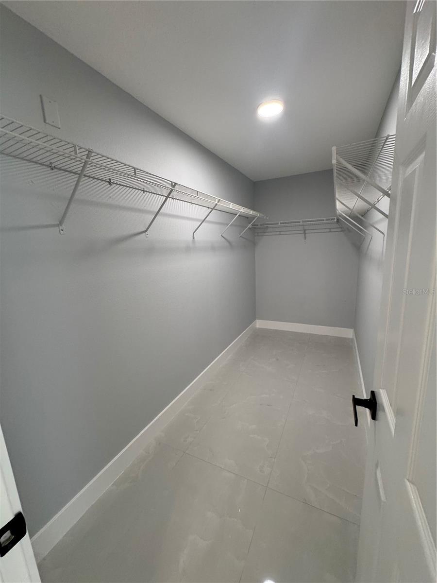 12 Reynolds Pl Property Photo 9