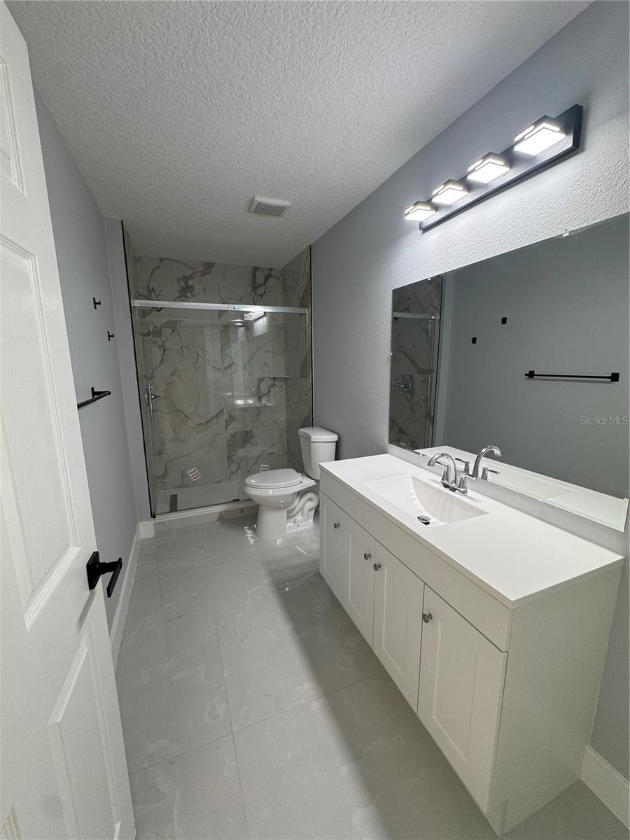 12 Reynolds Pl Property Photo 10