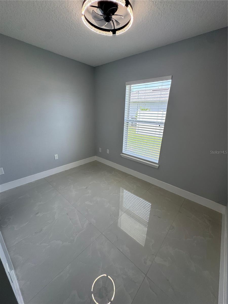12 Reynolds Pl Property Photo 15