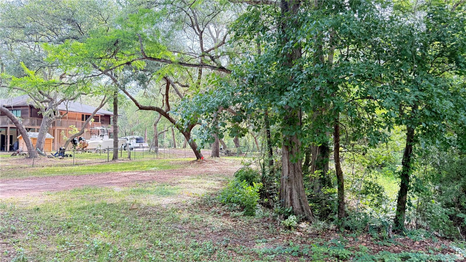 2905 Creek St Property Photo 12