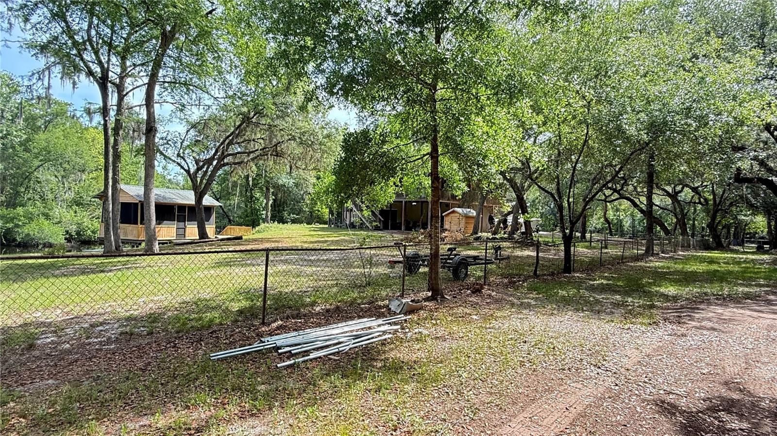 2905 Creek St Property Photo 21