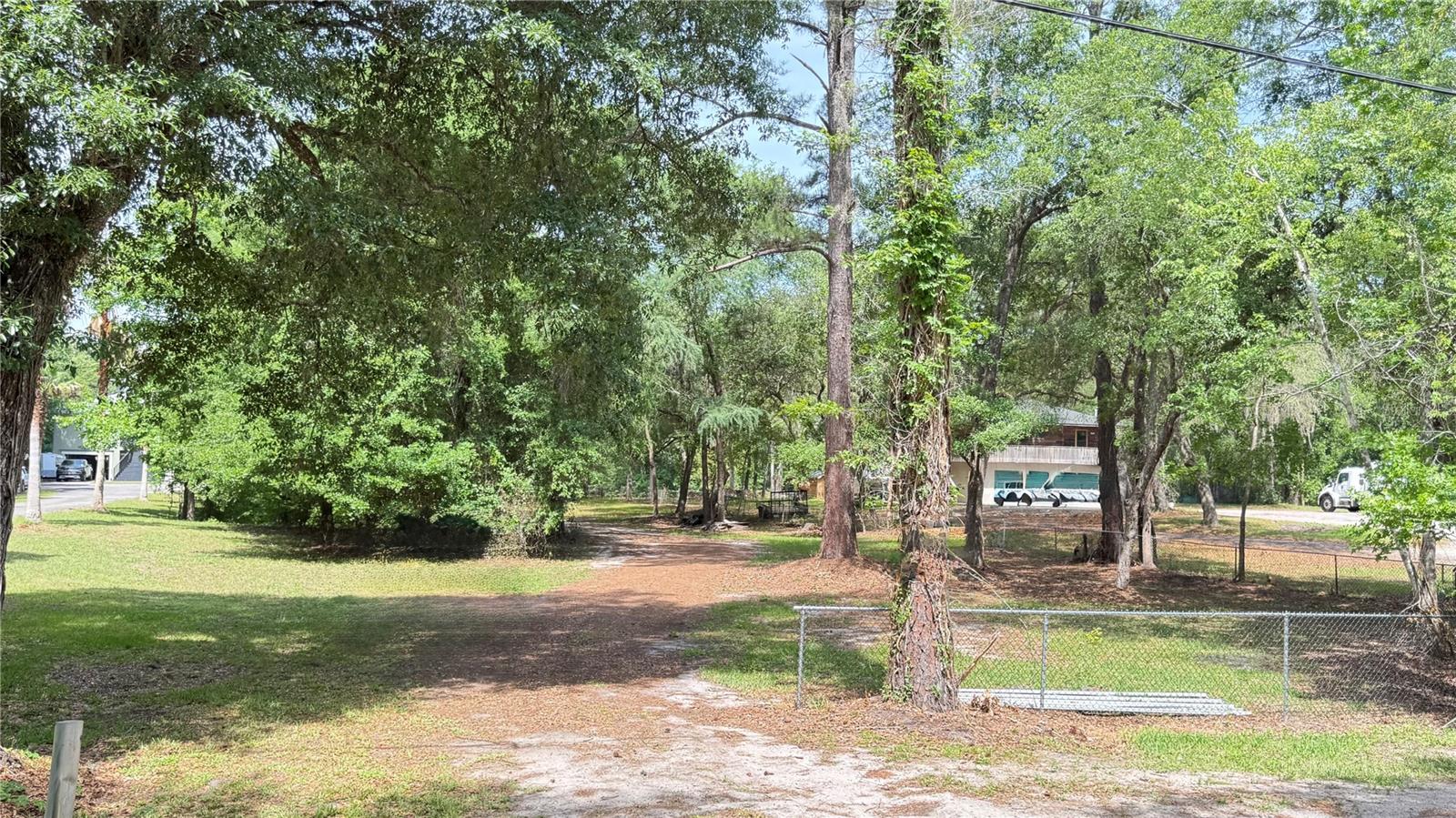 2905 Creek St Property Photo 40