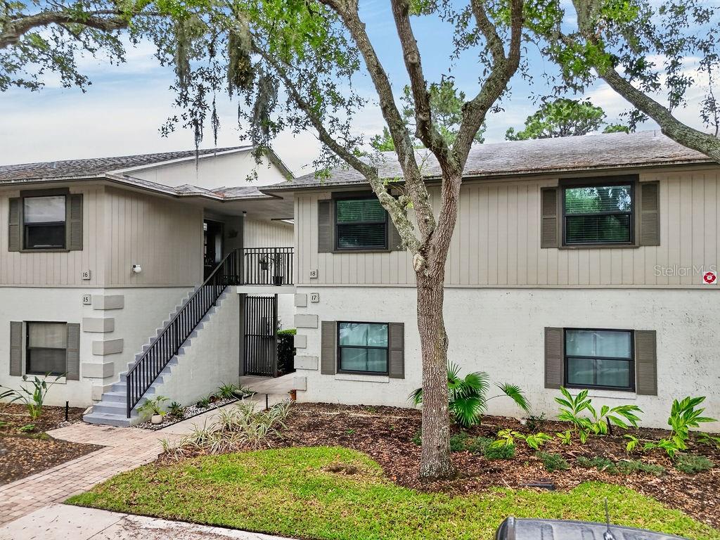 18 Talavera Ct #18 Property Photo 2