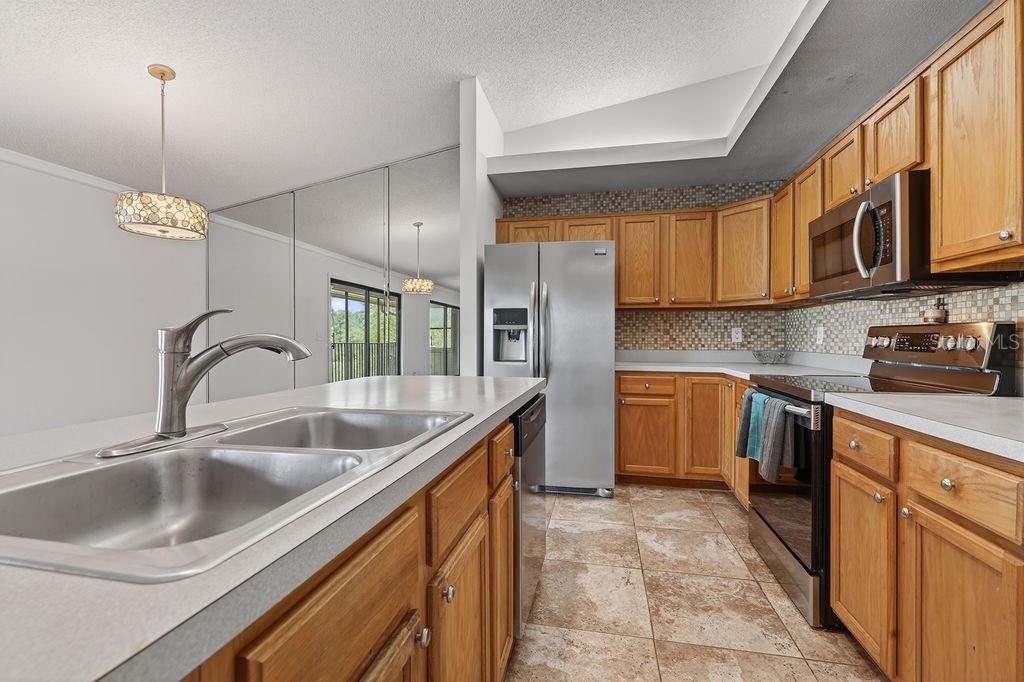 18 Talavera Ct #18 Property Photo 4