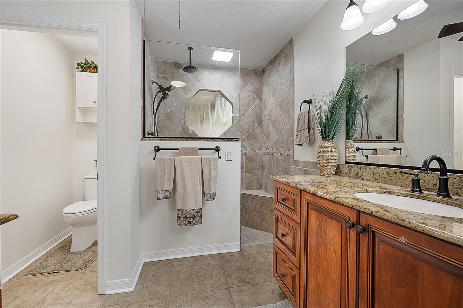 1 Crooked Bridge Way Property Photo 32