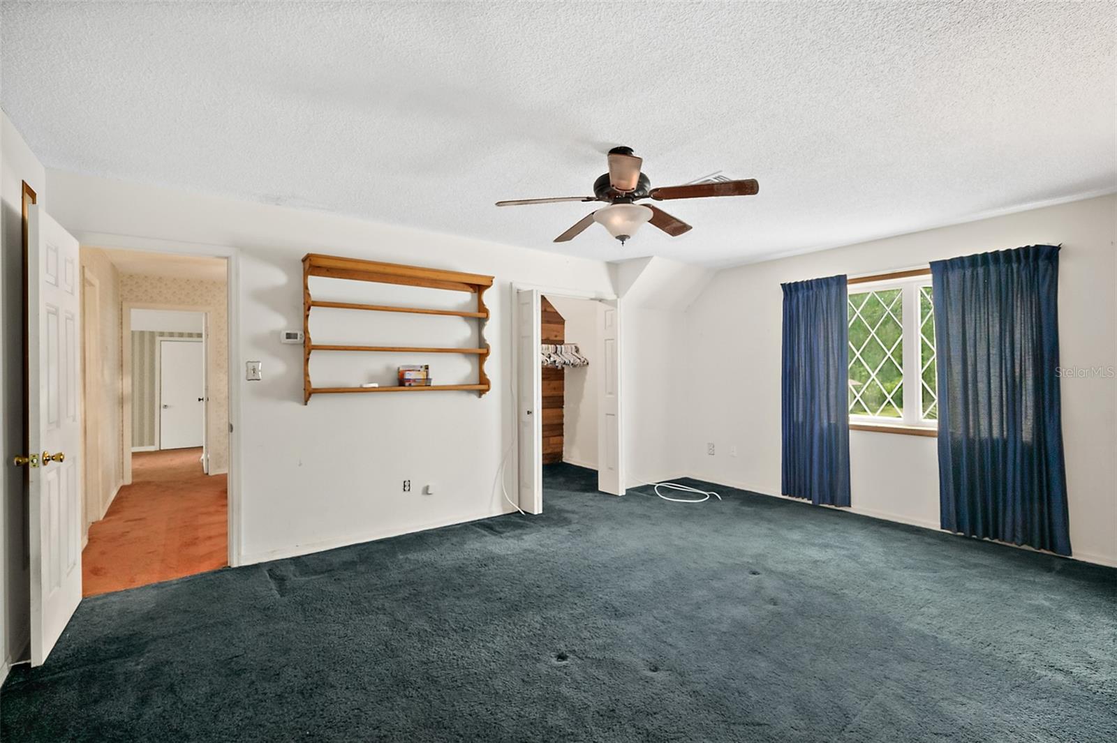 610 N Chapel St Property Photo 15