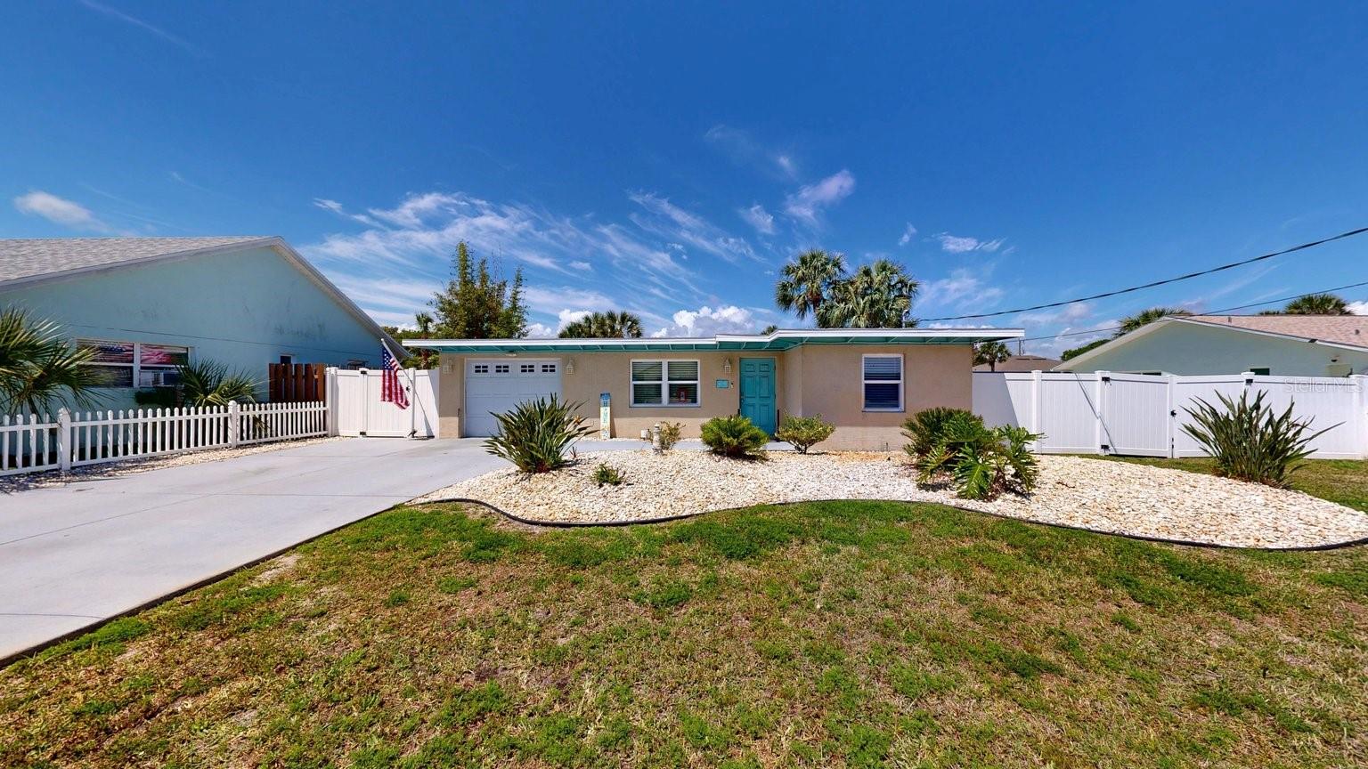119 N Palmetto Ave Property Photo 1
