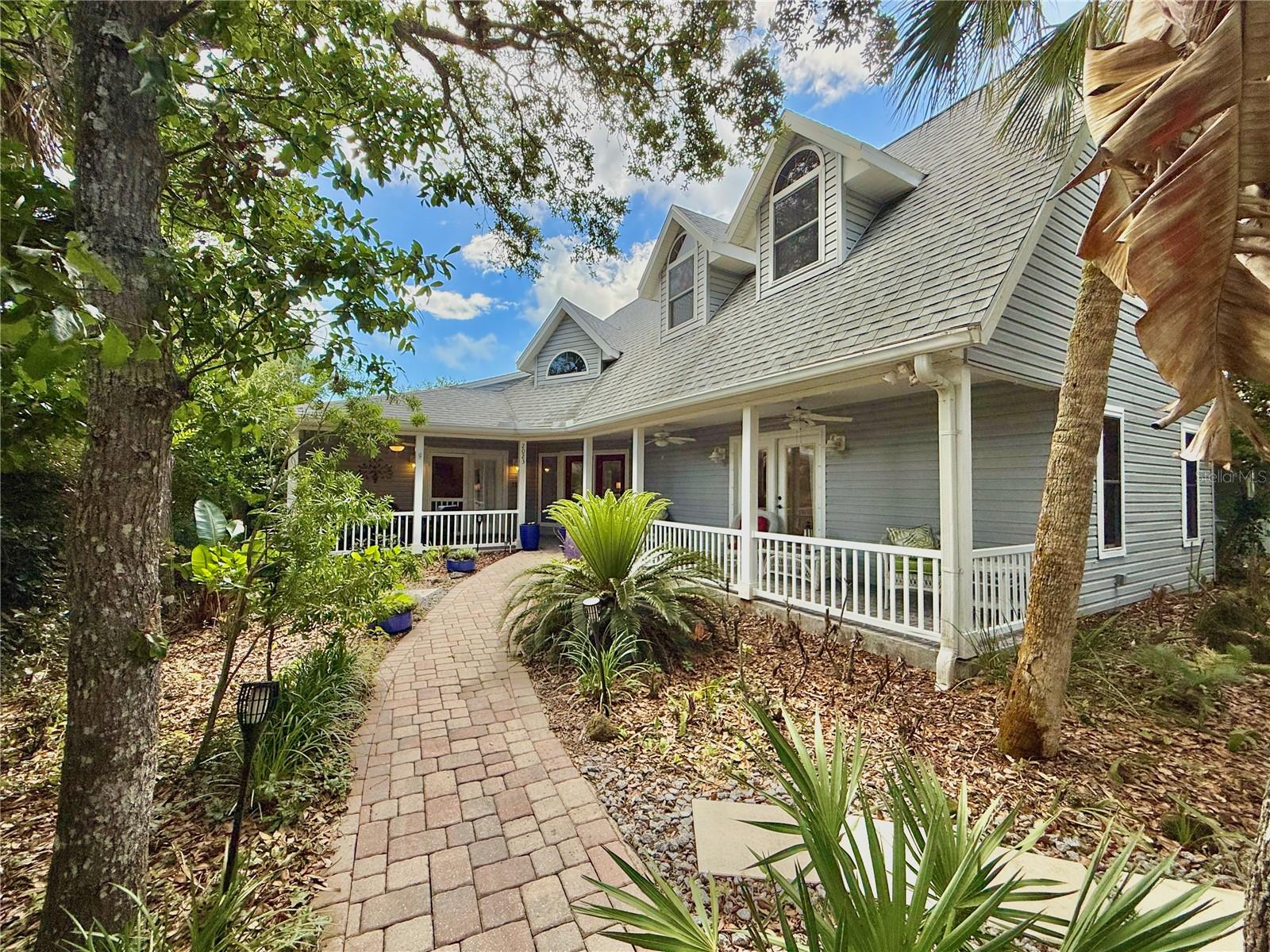 2023 S Flagler Ave Property Photo 1