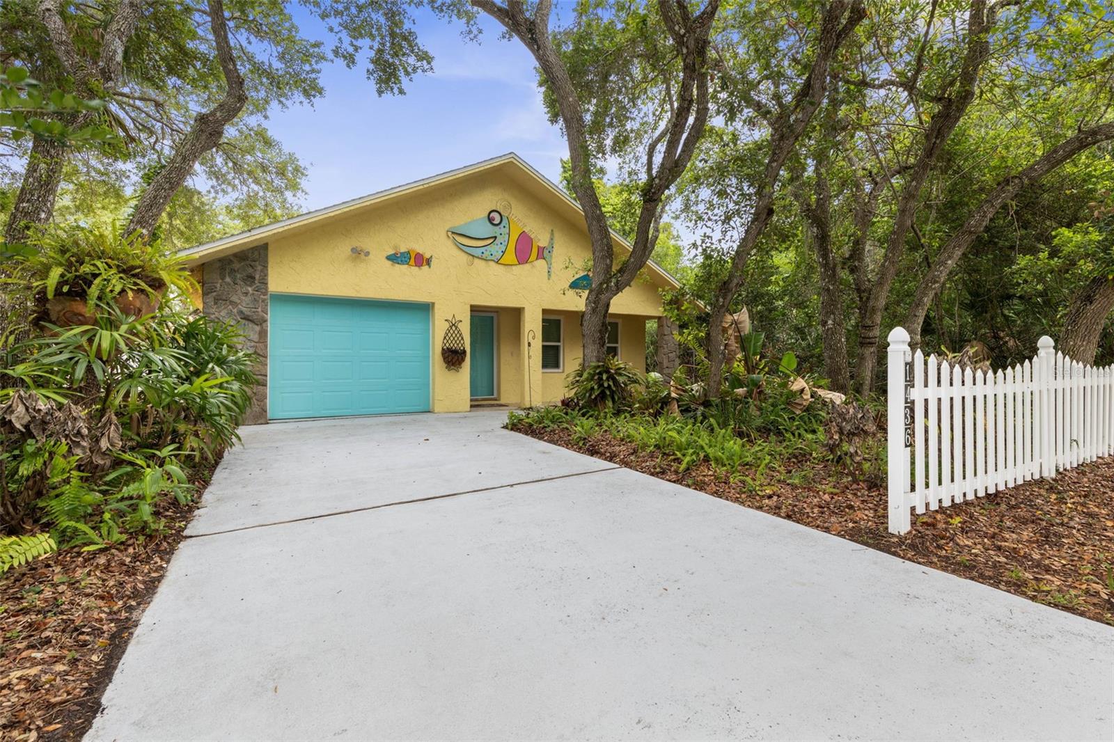 1436 S Flagler Ave Property Photo 1