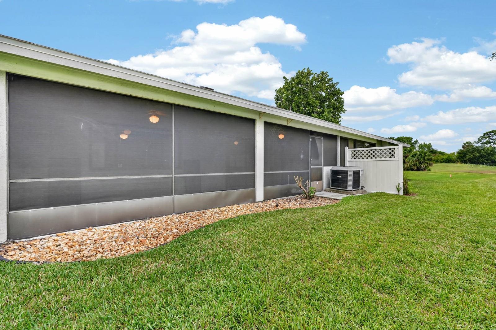 12 Lake Forest Cir N Property Photo 40