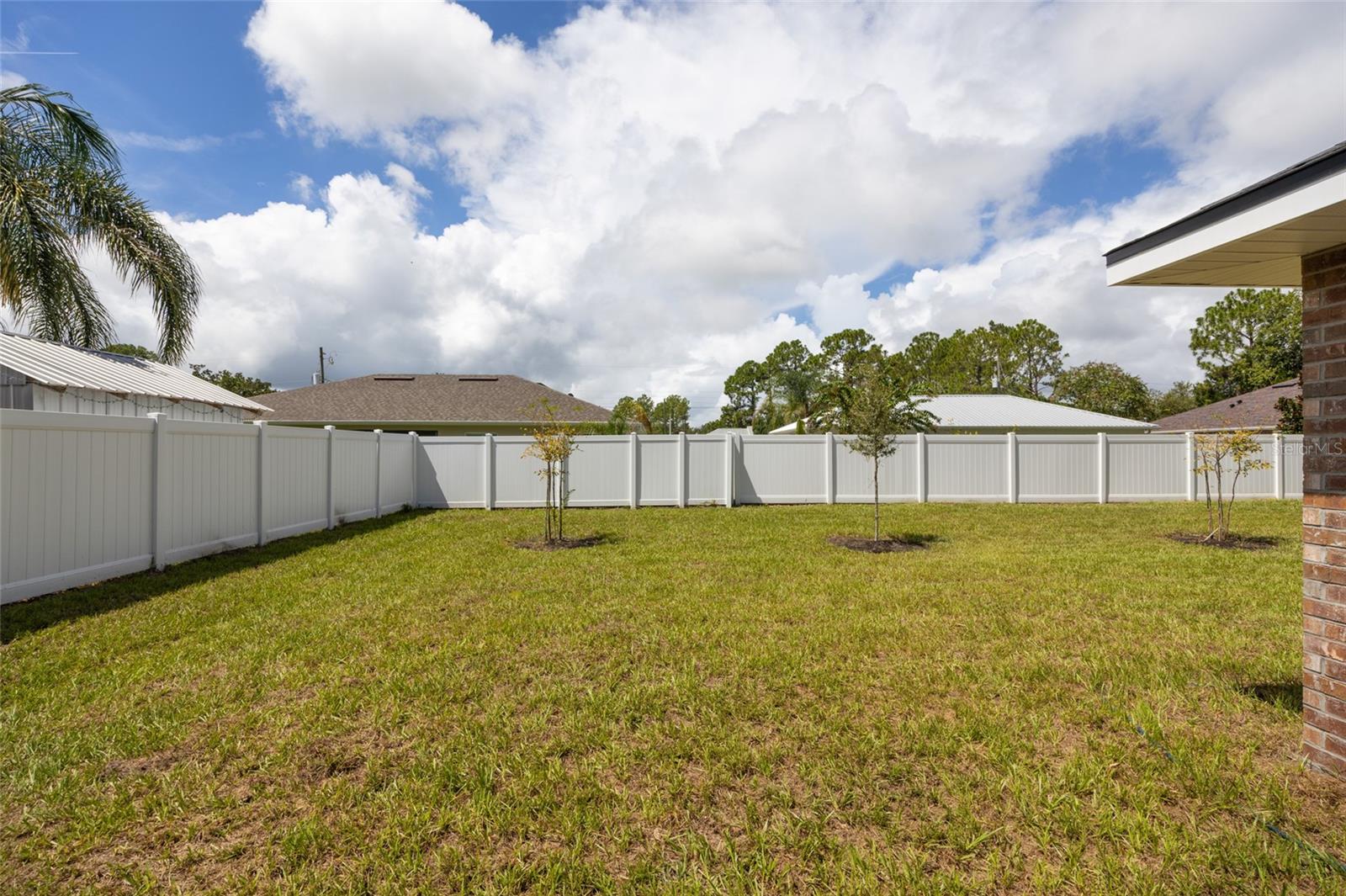 19 Sedgefield Path S Property Photo 20
