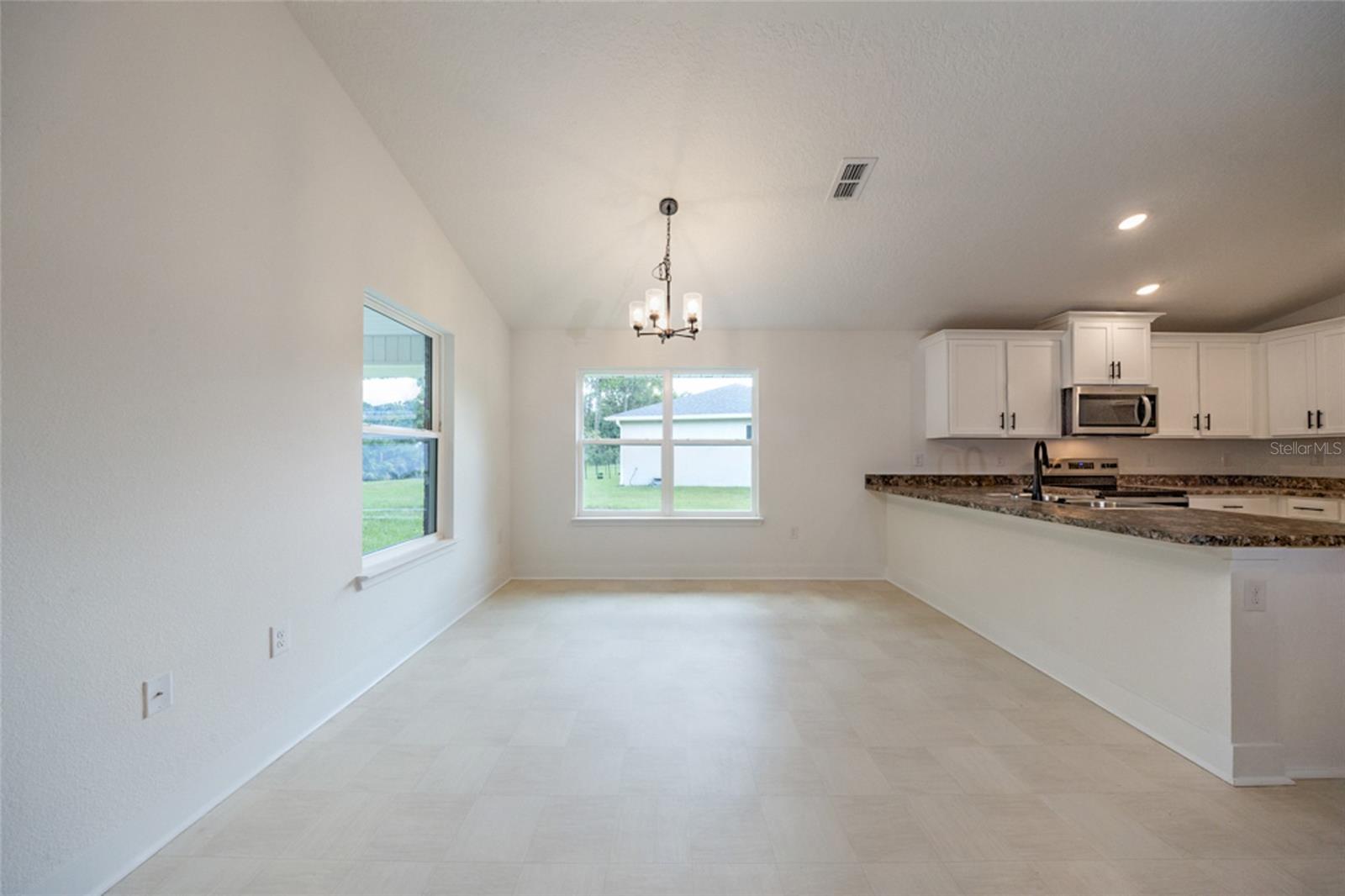15 Birchwood Dr Property Photo 4