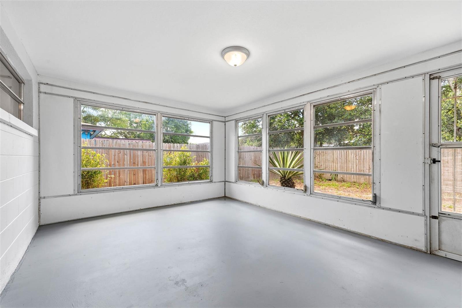 7360 Blackhawk Trl Property Photo 26