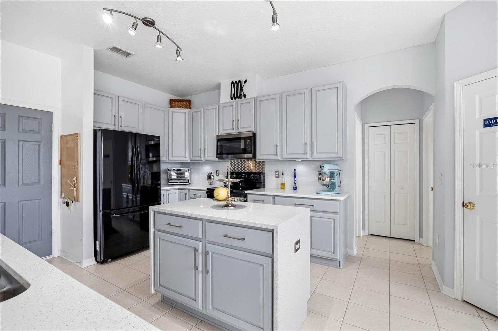 4215 Maplehurst Way Property Photo 14