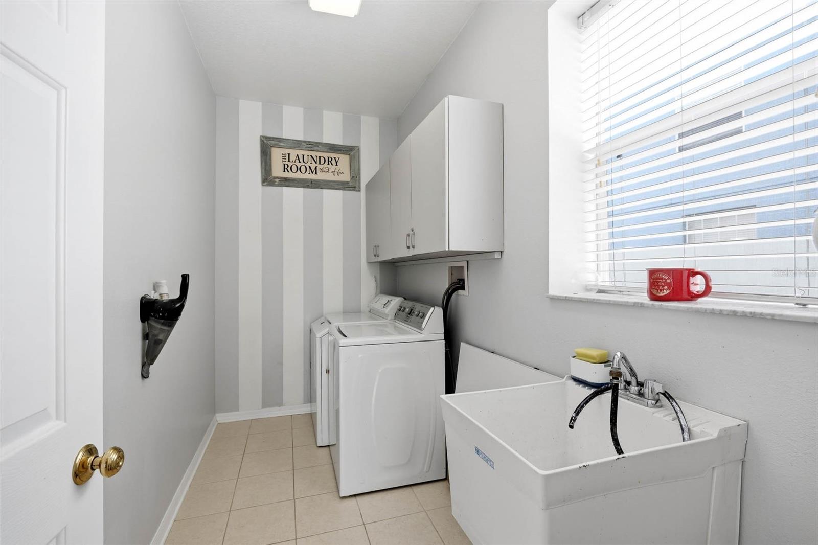 4215 Maplehurst Way Property Photo 40
