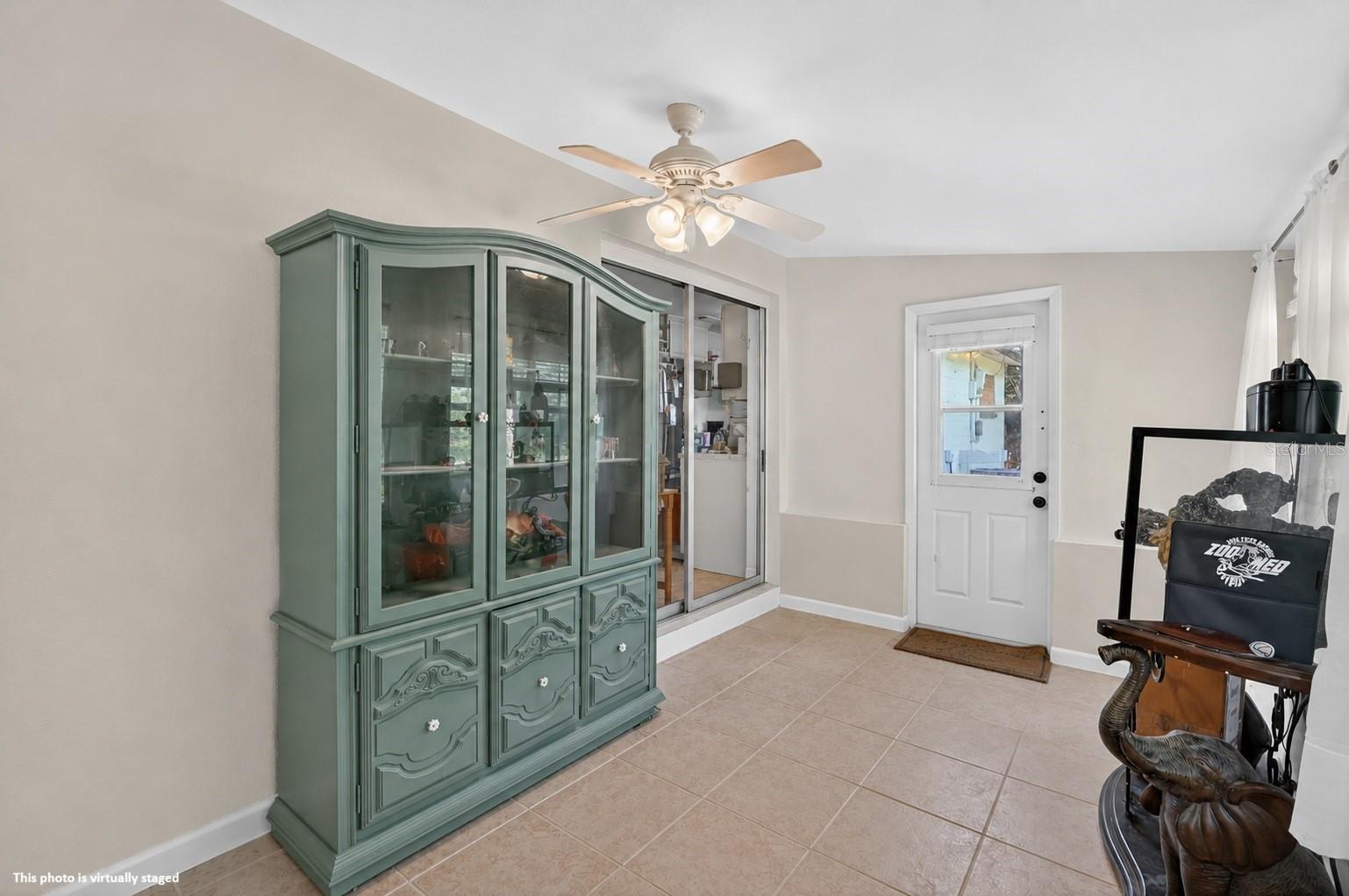 1500 Primrose Ln Property Photo 9