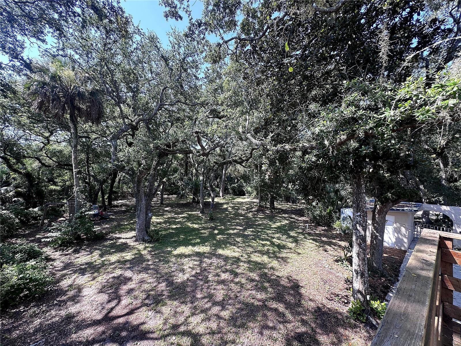 3 Elizabeth Dr E Property Photo 22