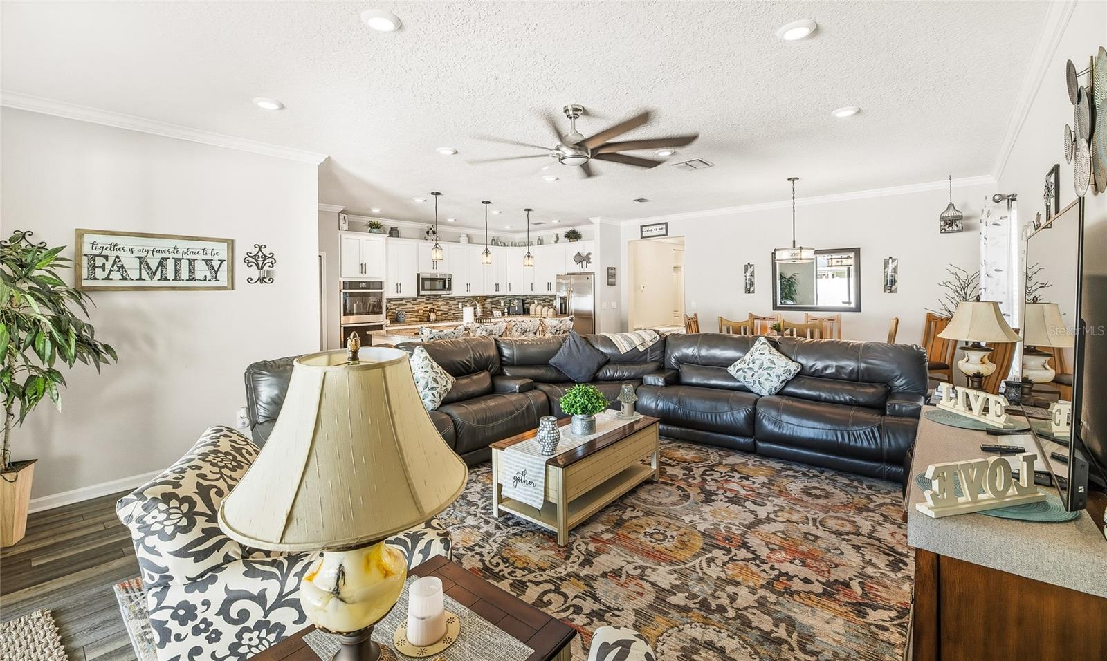 31 Olivine Ct Property Photo 4