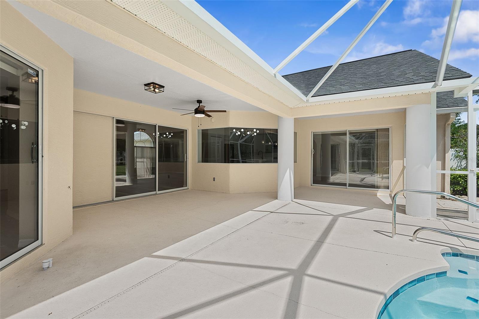 14 Colechester Ln Property Photo 8
