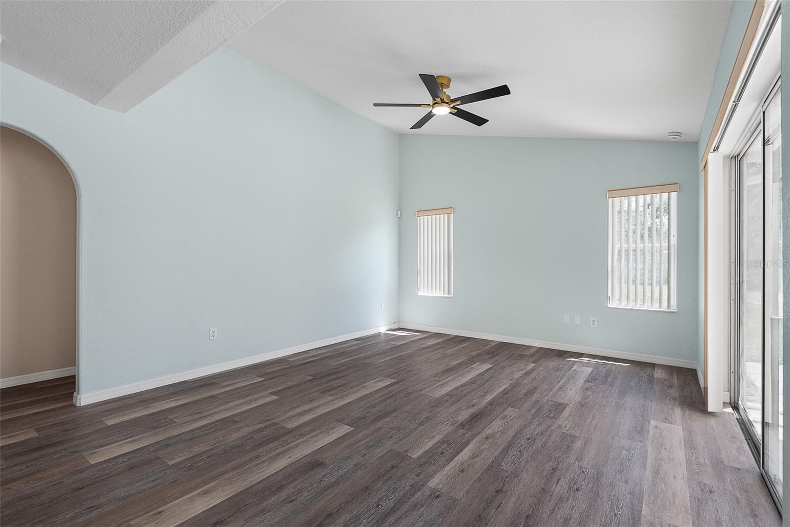 14 Colechester Ln Property Photo 24