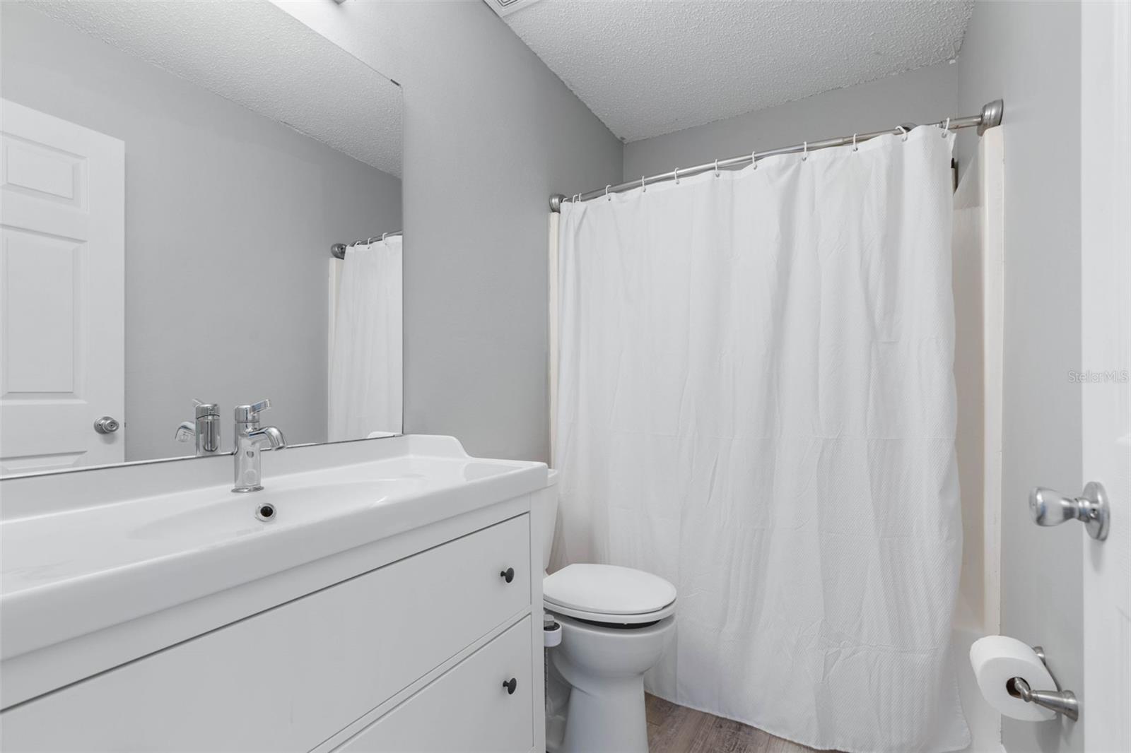 34 Forest Grove Dr Property Photo 29