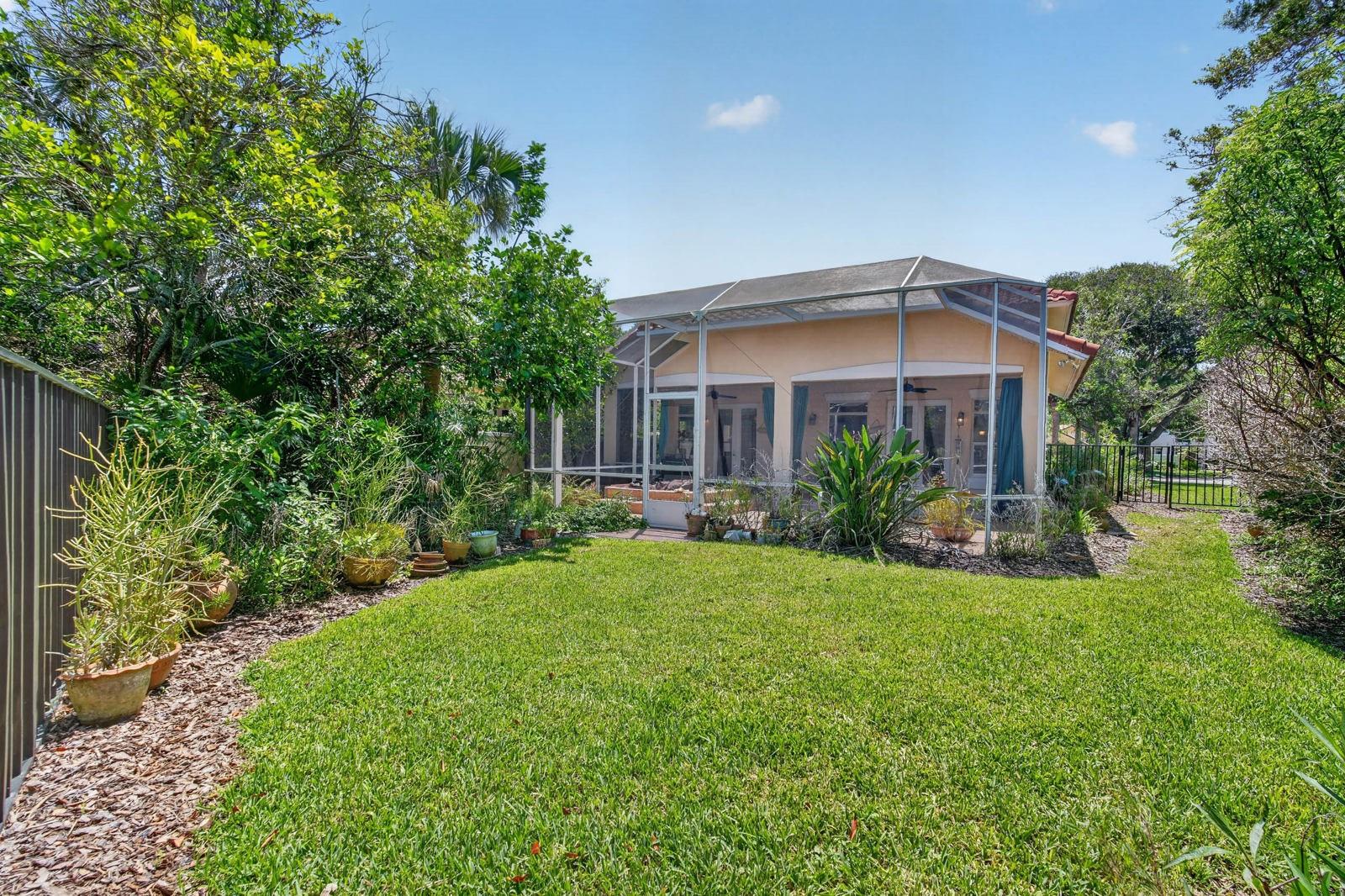 10 Monterrey Dr Property Photo 37