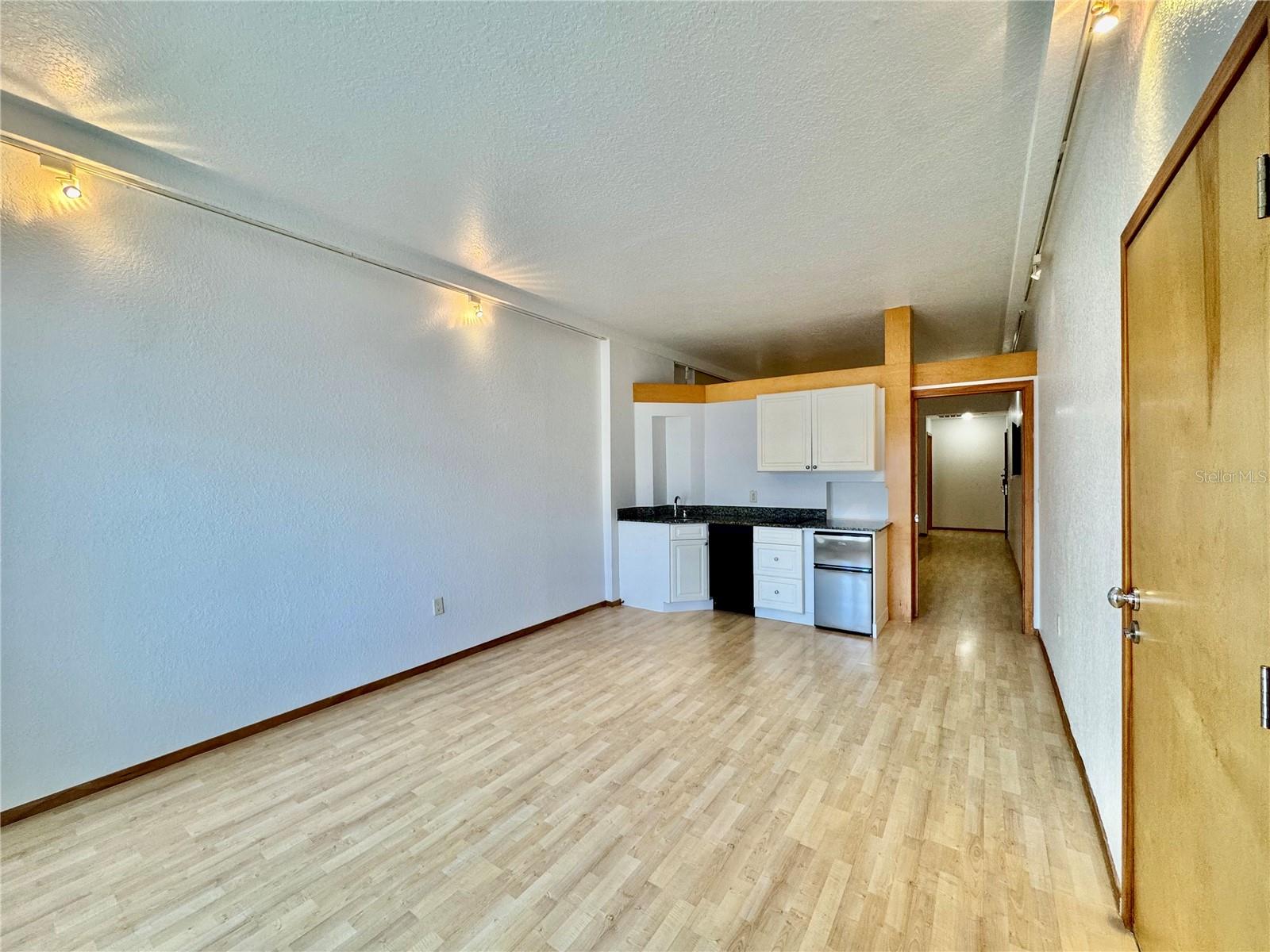101 Palm Harbor Pkwy #b414 Property Photo 6