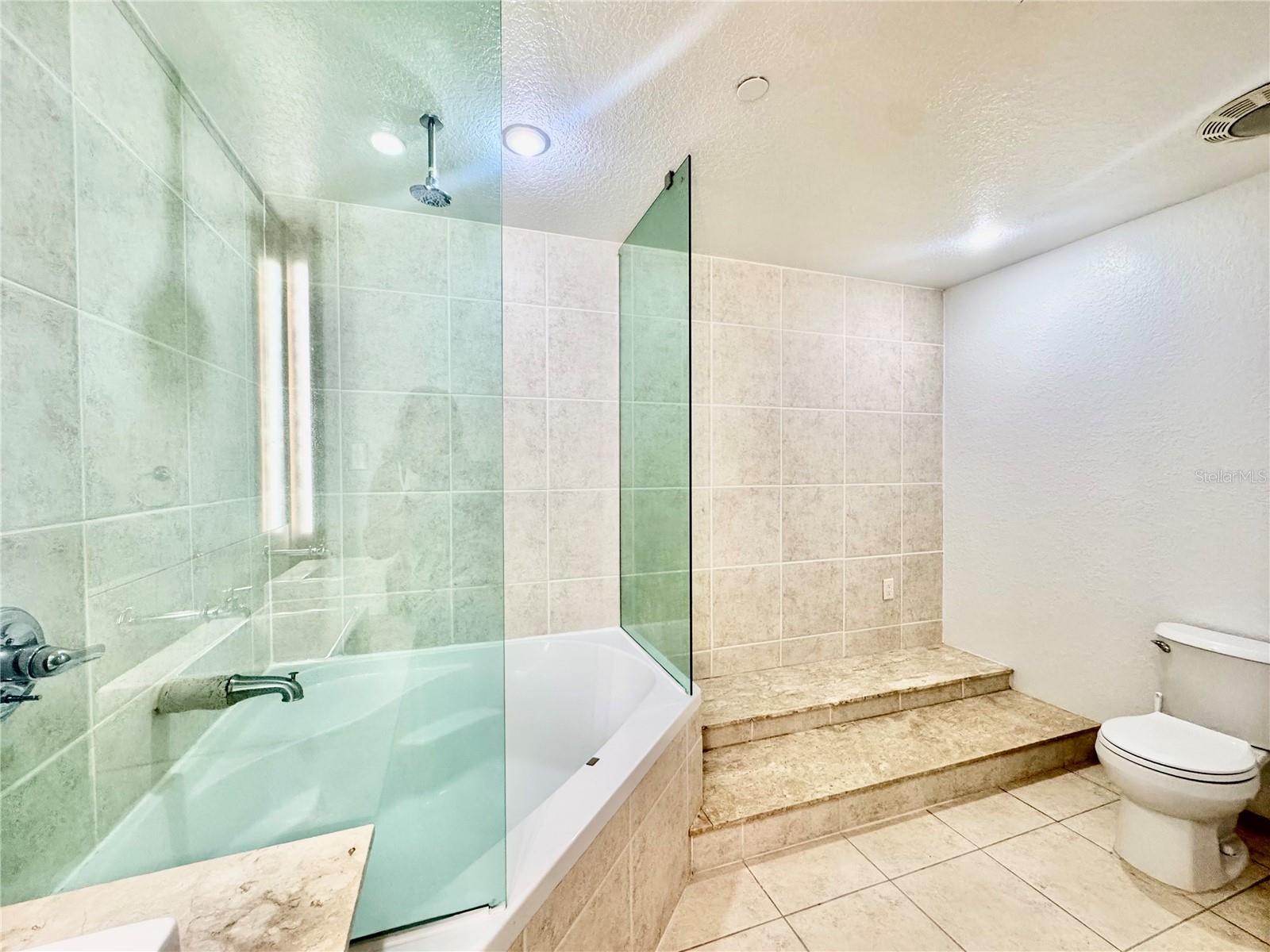 101 Palm Harbor Pkwy #b414 Property Photo 9