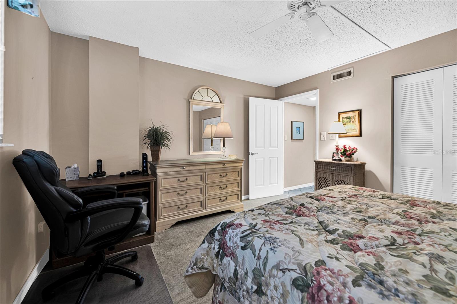 7990 A1a S #404 Property Photo 36