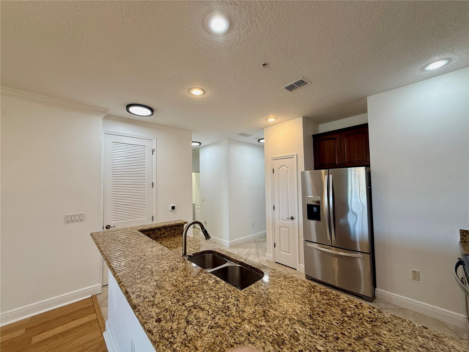 85 Riverview Bnd S #1532 Property Photo 10
