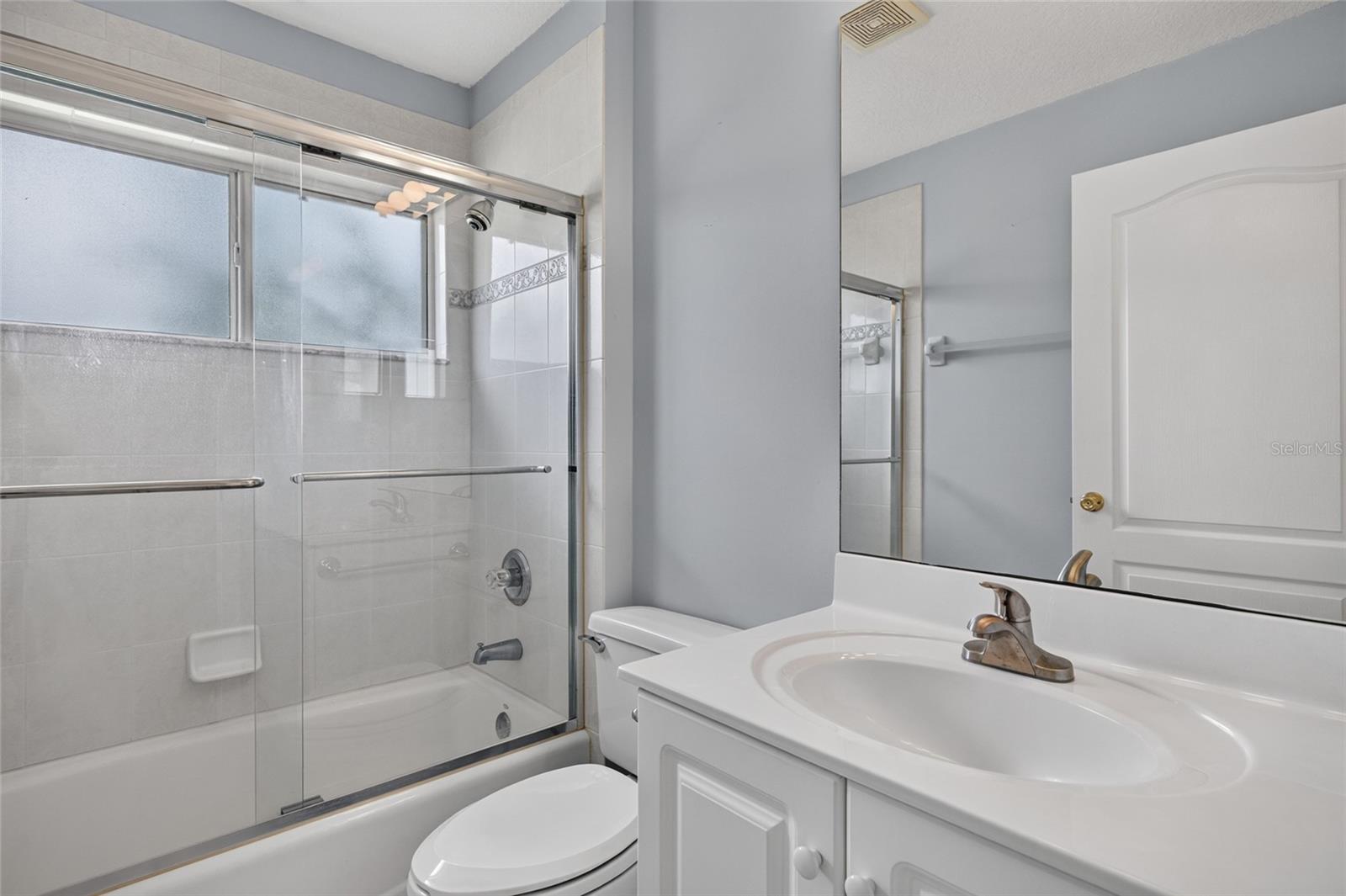 1301 Flagship Ct Property Photo 18