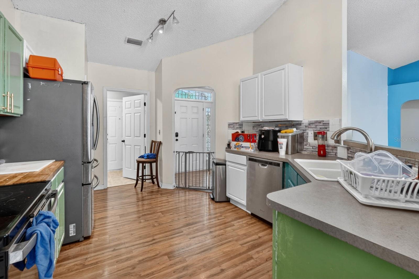 16 Regency Dr Property Photo 9