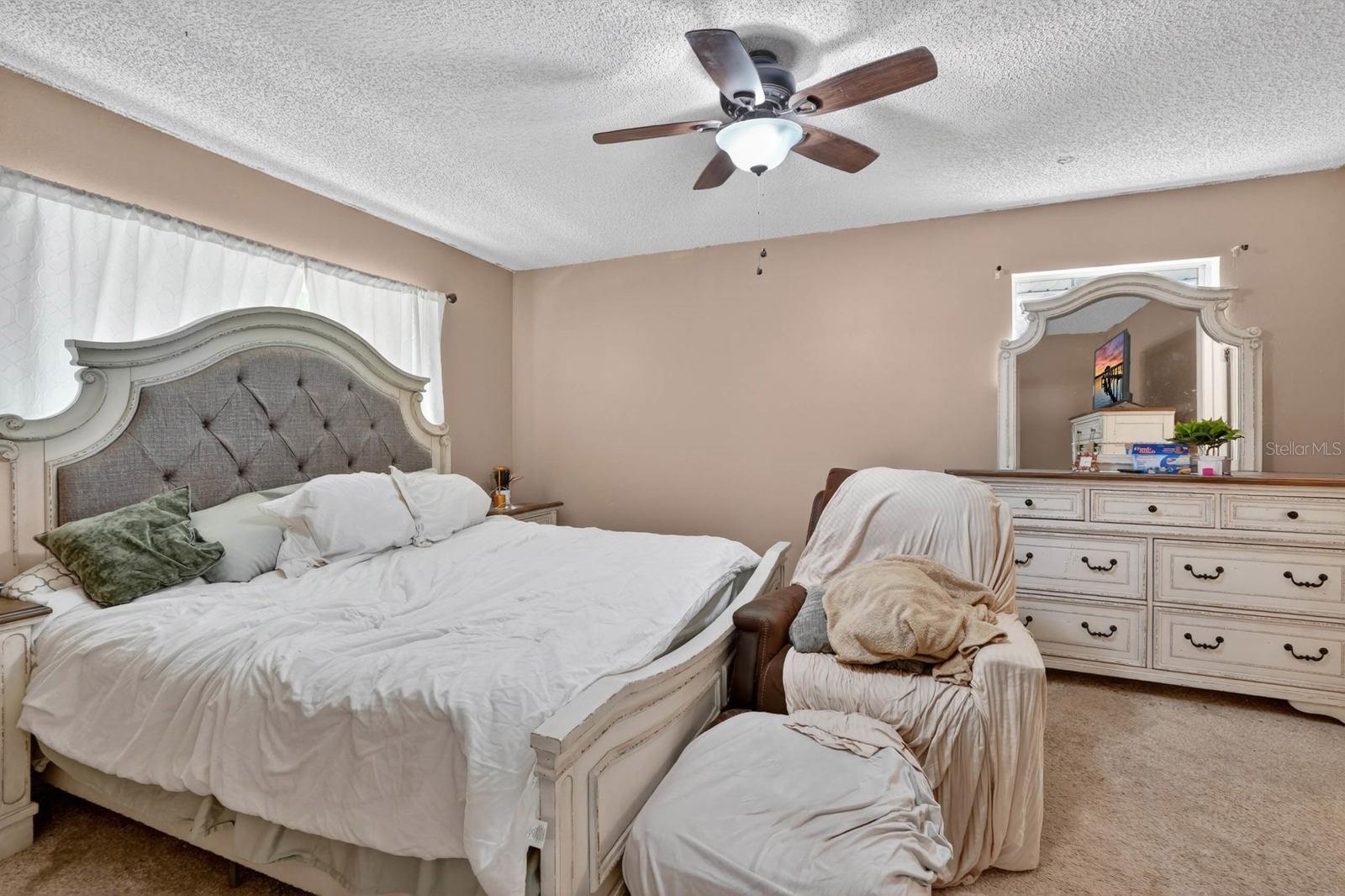 16 Regency Dr Property Photo 12
