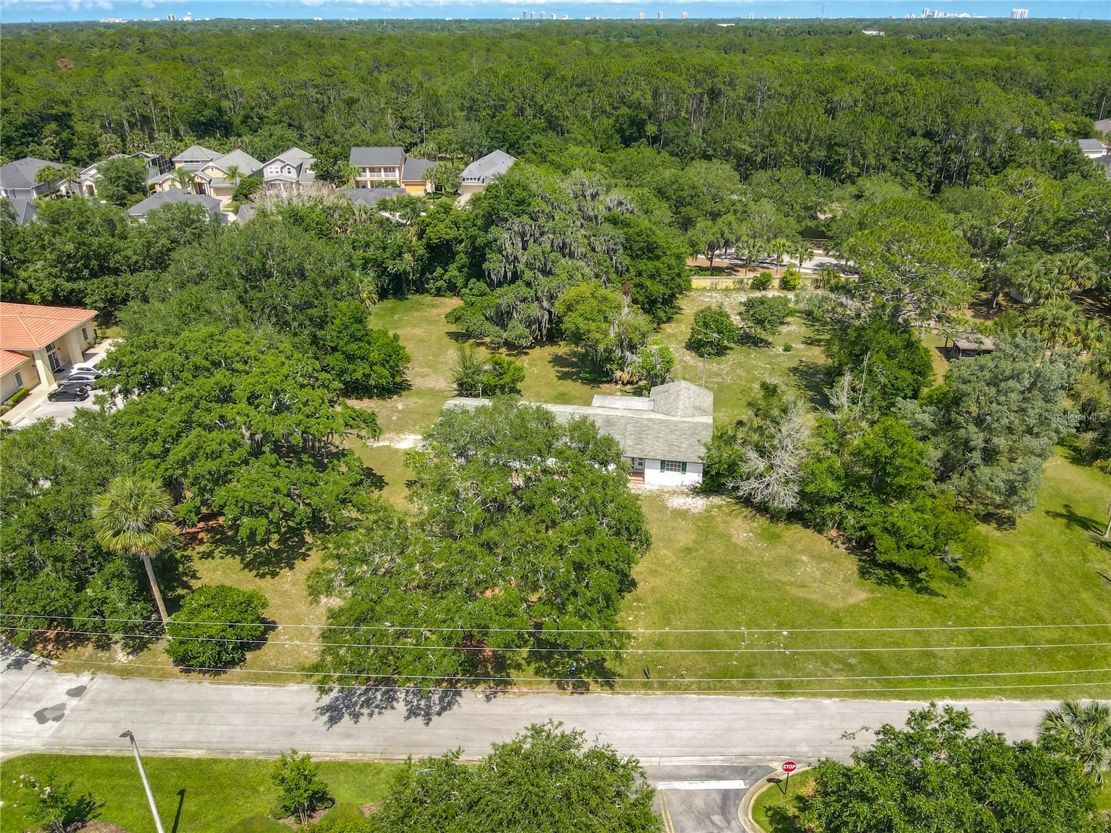 10 Mirror Lake Dr Property Photo 19