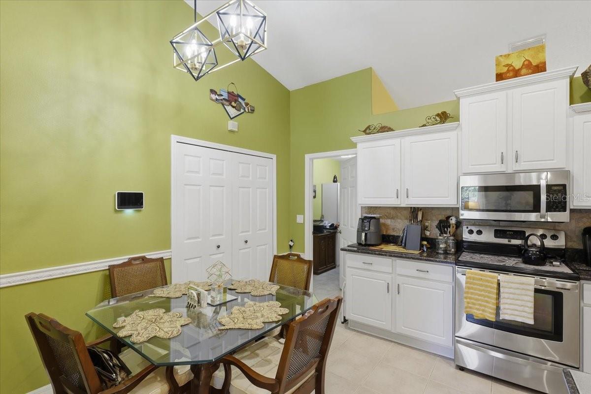 34 Brewster Ln Property Photo 19