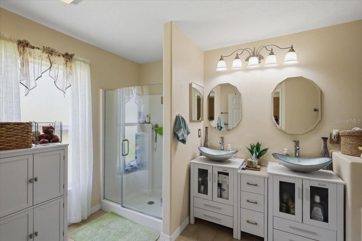 34 Brewster Ln Property Photo 22