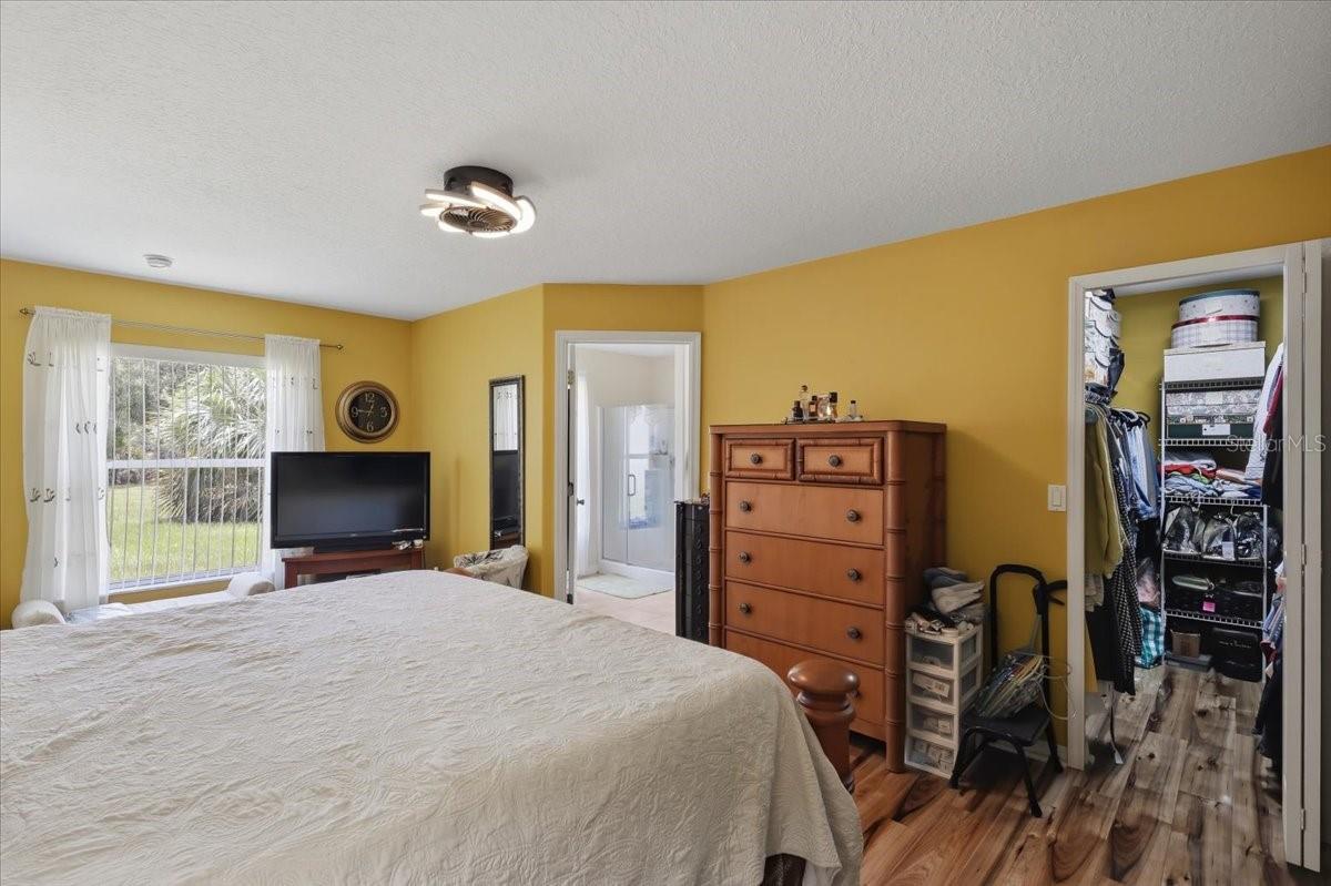 34 Brewster Ln Property Photo 23