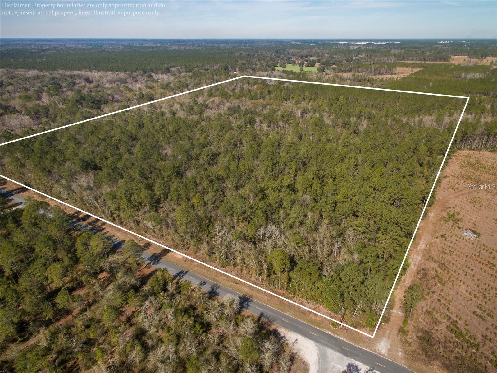 Xxxx Weeks Ln Property Photo 1