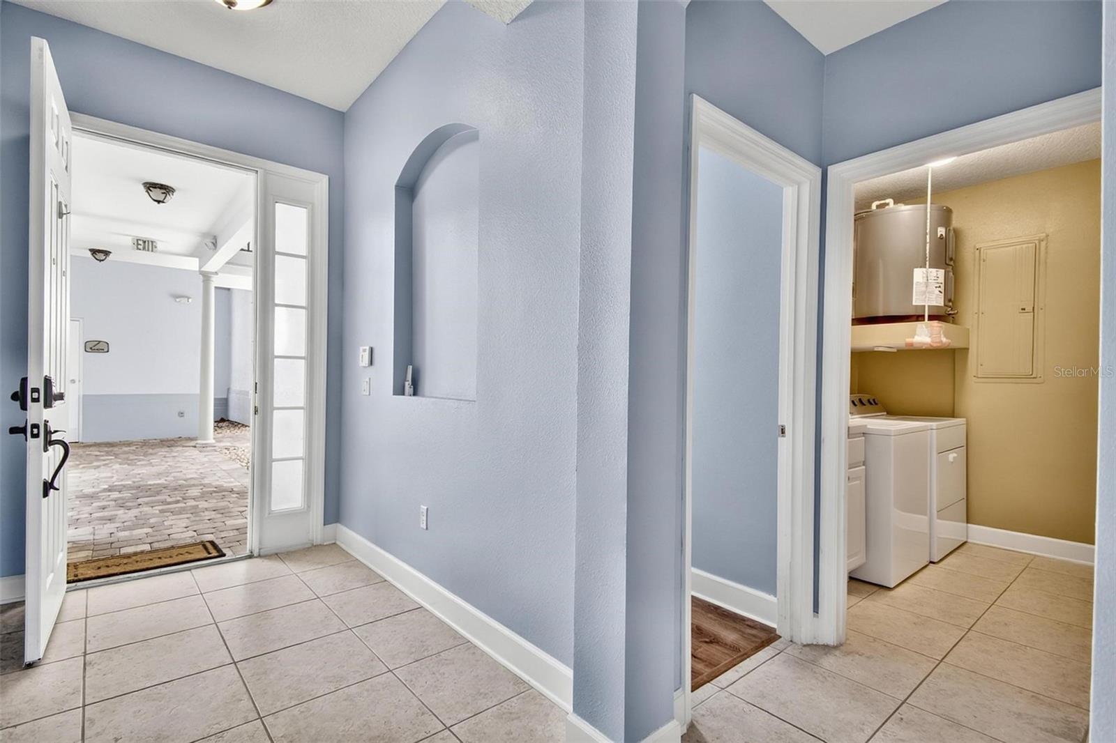 200 Riverfront Dr #d103 Property Photo 4