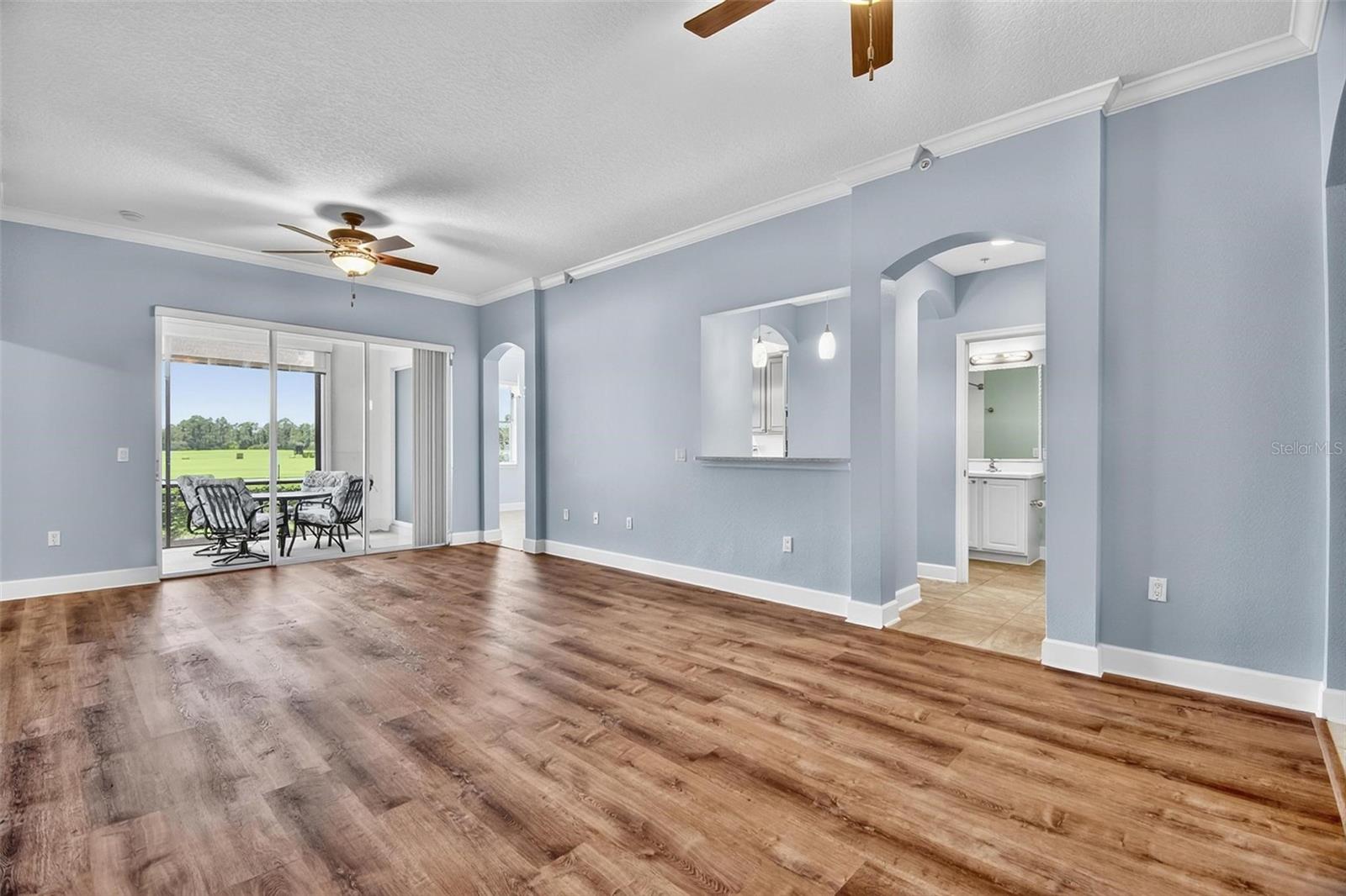 200 Riverfront Dr #d103 Property Photo 7