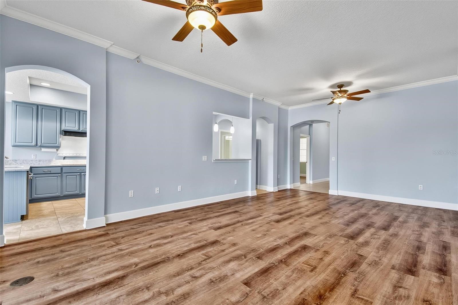 200 Riverfront Dr #d103 Property Photo 8
